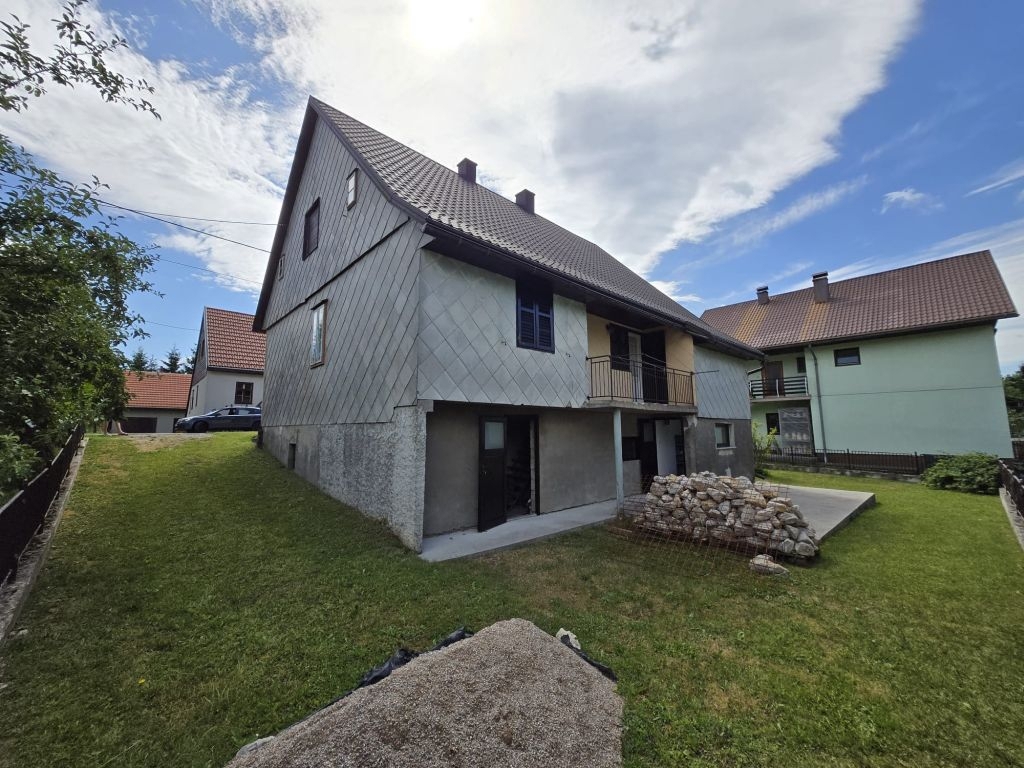 Haus Ravna Gora, 300m2 – 3