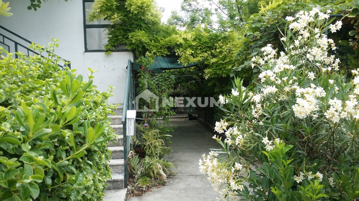 Дом KAŠTELA, 700.000 €