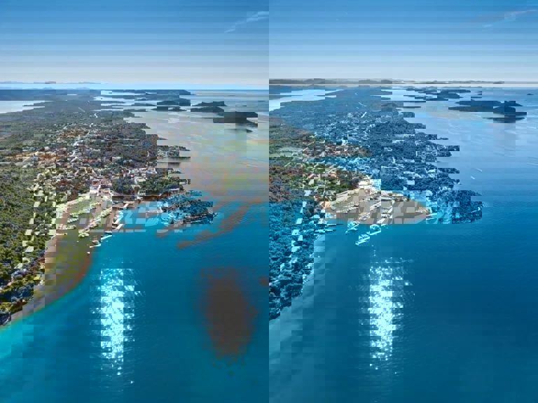 Участок PAKOŠTANE, 172.350 €