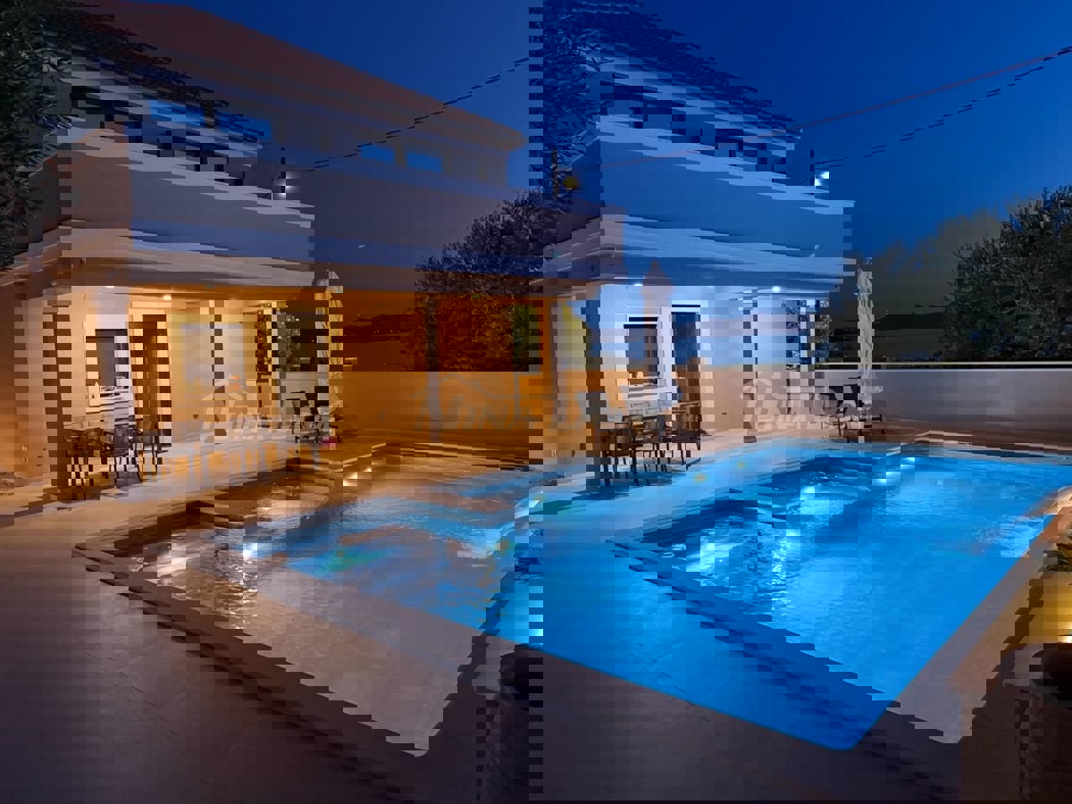 Casa ZADAR, 2.490.000 €
