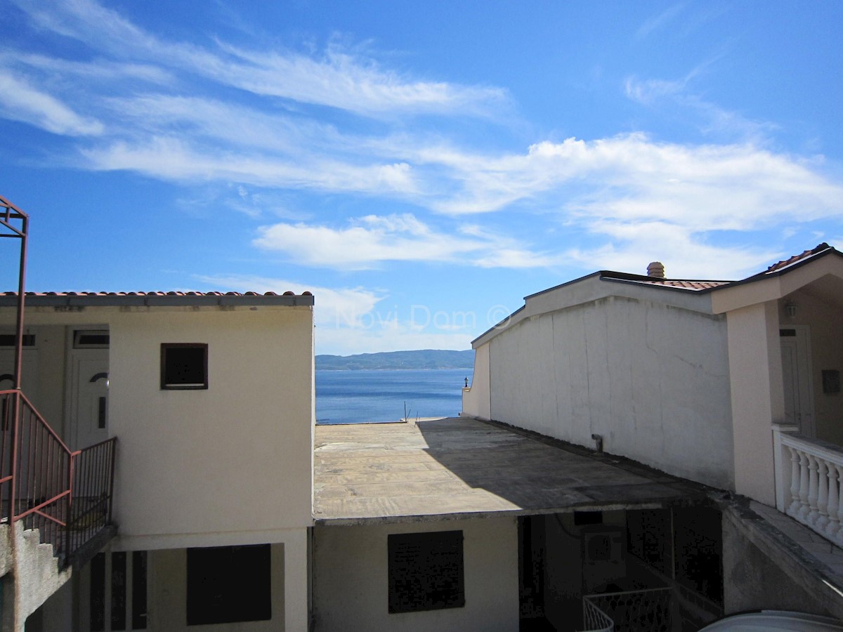 House sale PISAK (OMIŠ), SPLITSKODALMATINSKA NOVI DOM Makarska