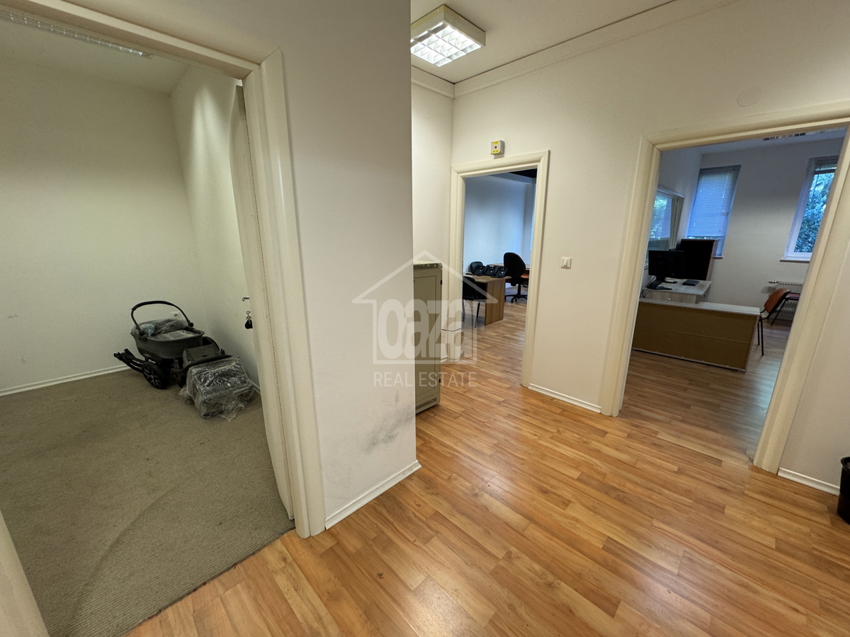 Коммерческая площадь RIJEKA, 819 €