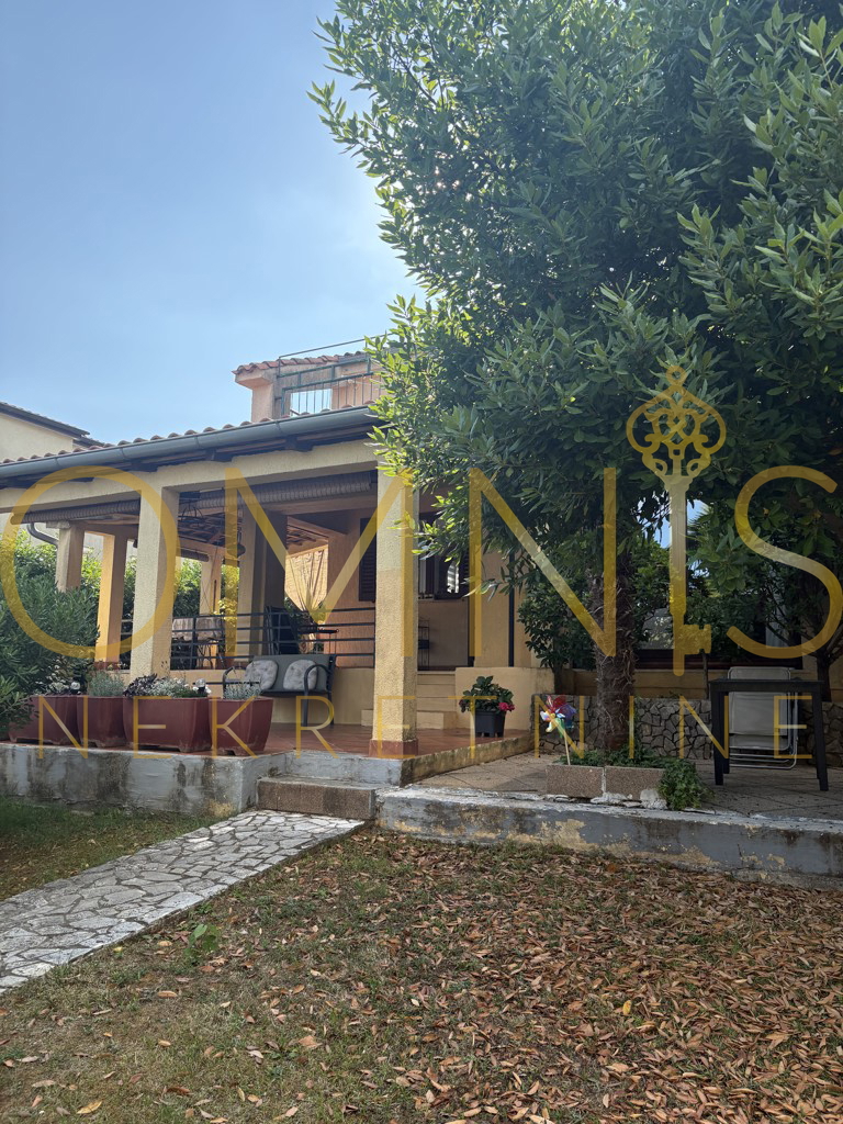 Дом VIŠKOVO, 410.000 €