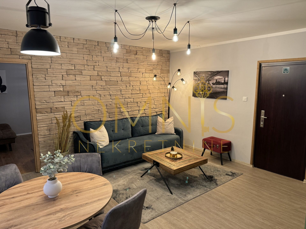 Appartamento RIJEKA, 1.400 €