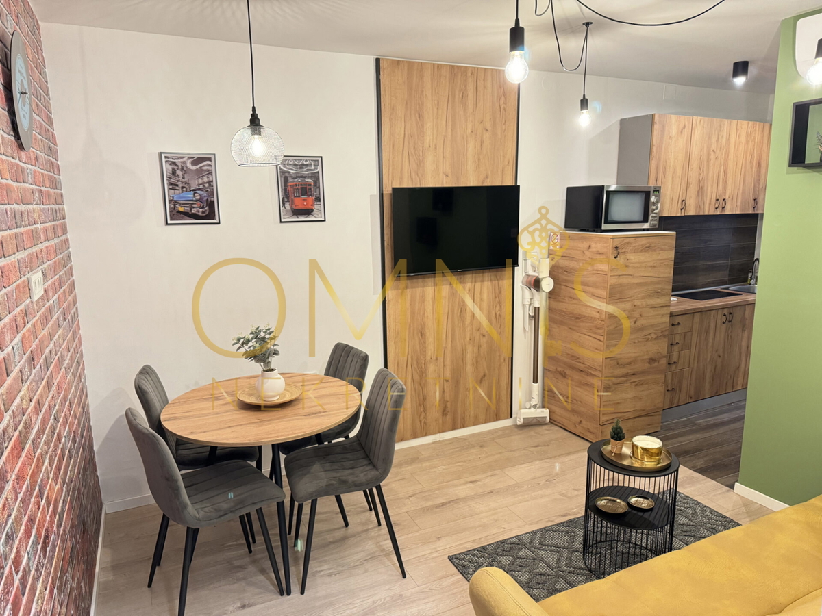 Appartamento RIJEKA, 1.050 €