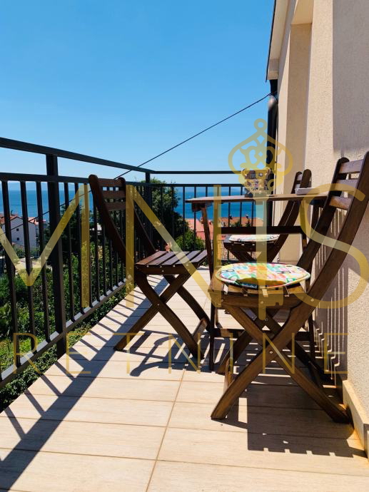 Appartamento KOSTRENA, 1.000 €