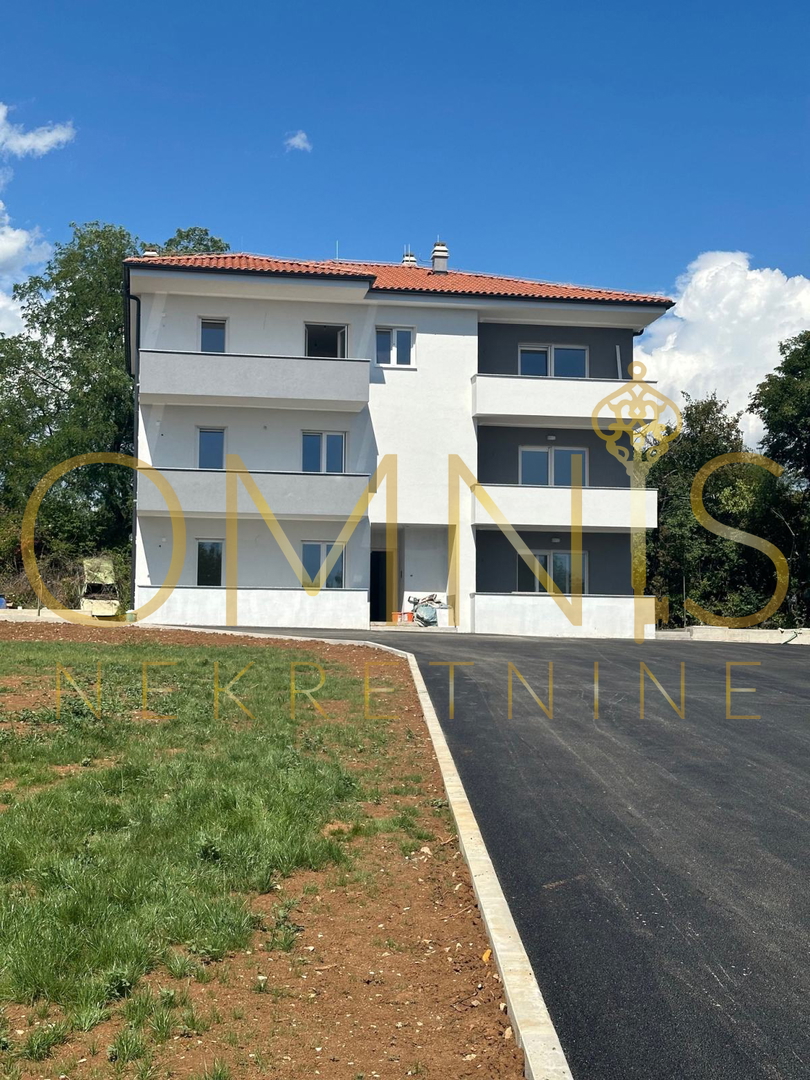 Appartamento VIŠKOVO, 310.000 €