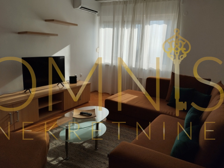 Appartamento RIJEKA, 700 €