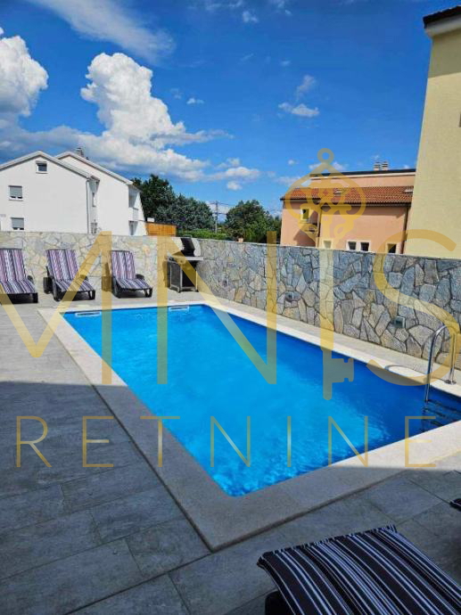 Appartamento MATULJI, 415.000 €