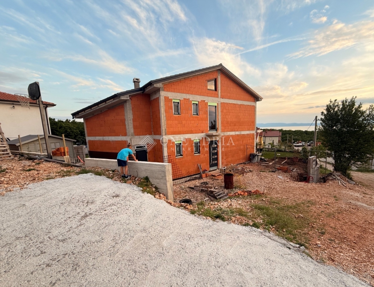 Дом KRALJEVICA, 566.000 €