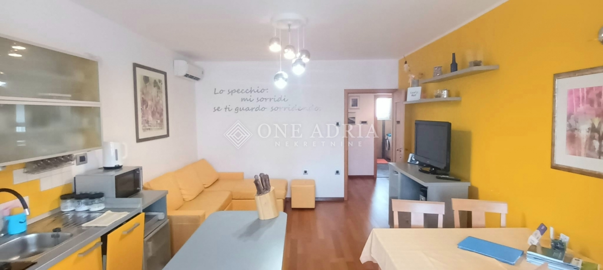 Flat Centar, Pula, 62m2