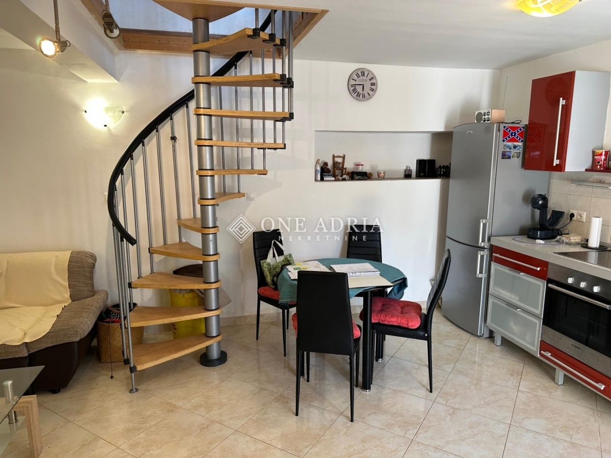 Дом CRIKVENICA, 128.000 €
