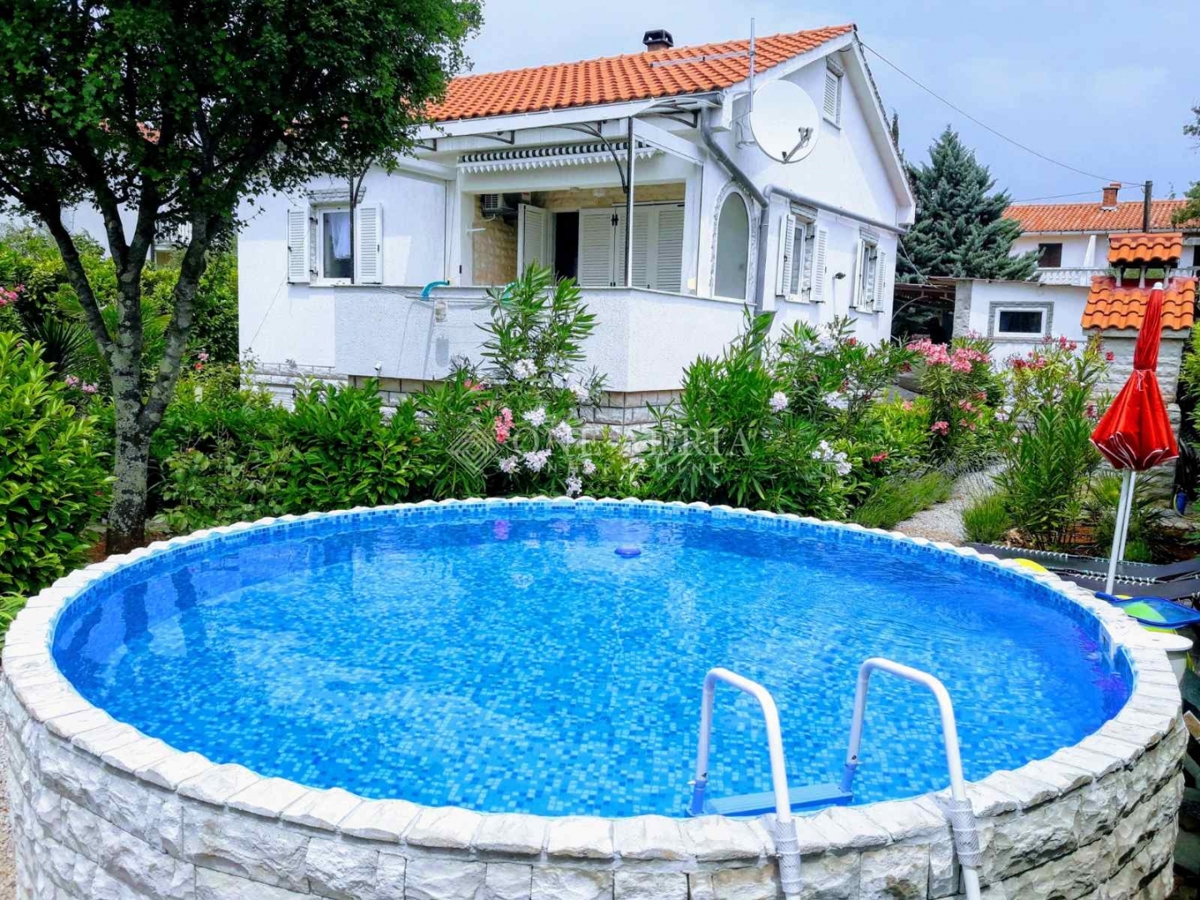PINEZIĆI