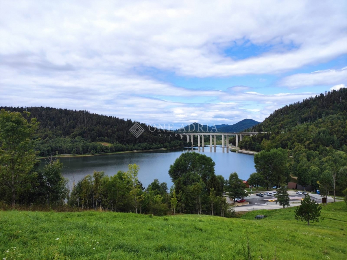 Terreno FUŽINE, 155.000 €