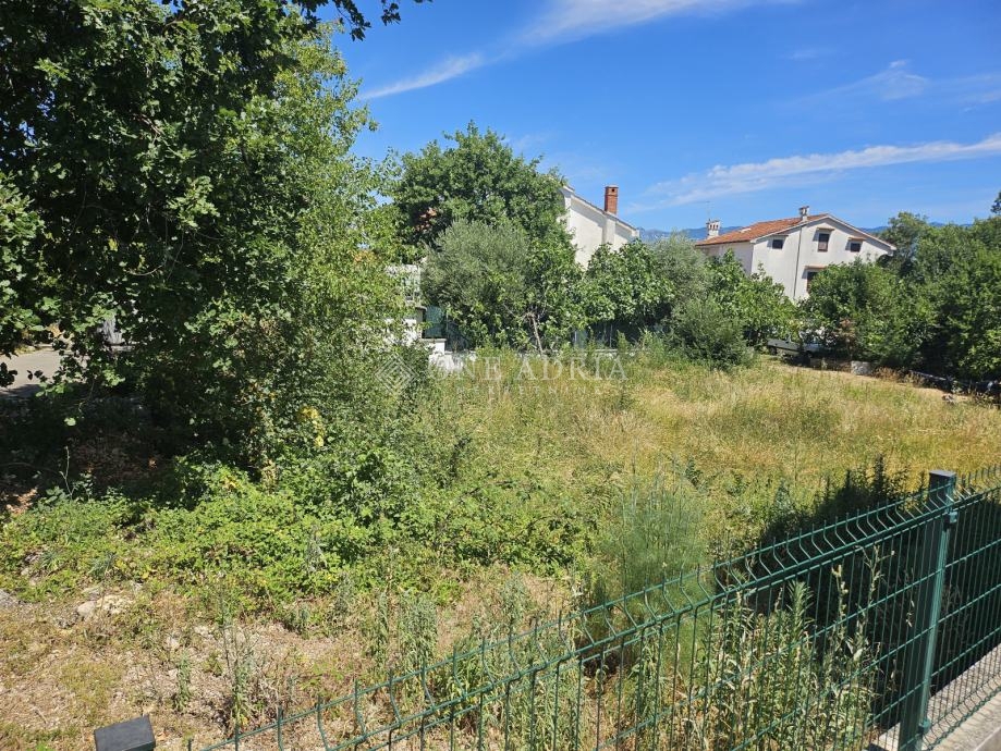 Terreno KRK, 194.000 €