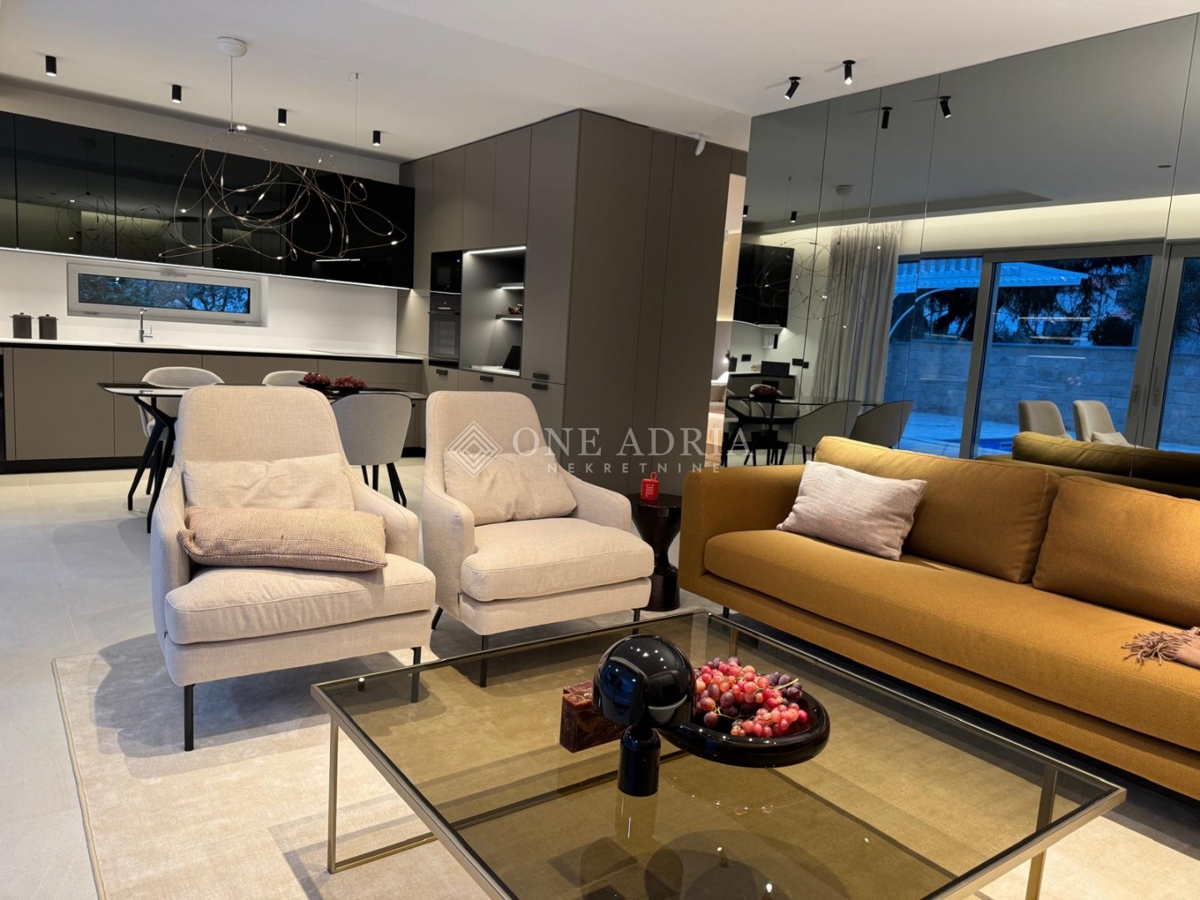 Appartamento KRK, 803.000 €