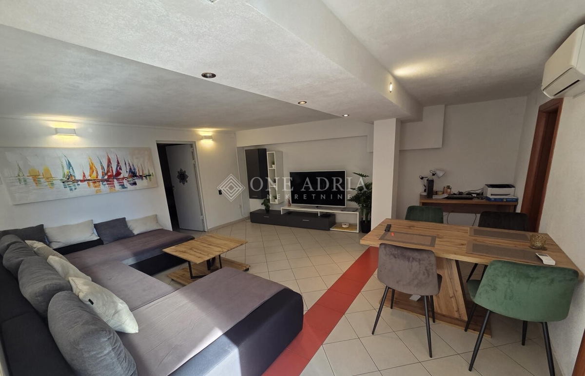 Appartamento CRIKVENICA, 265.000 €