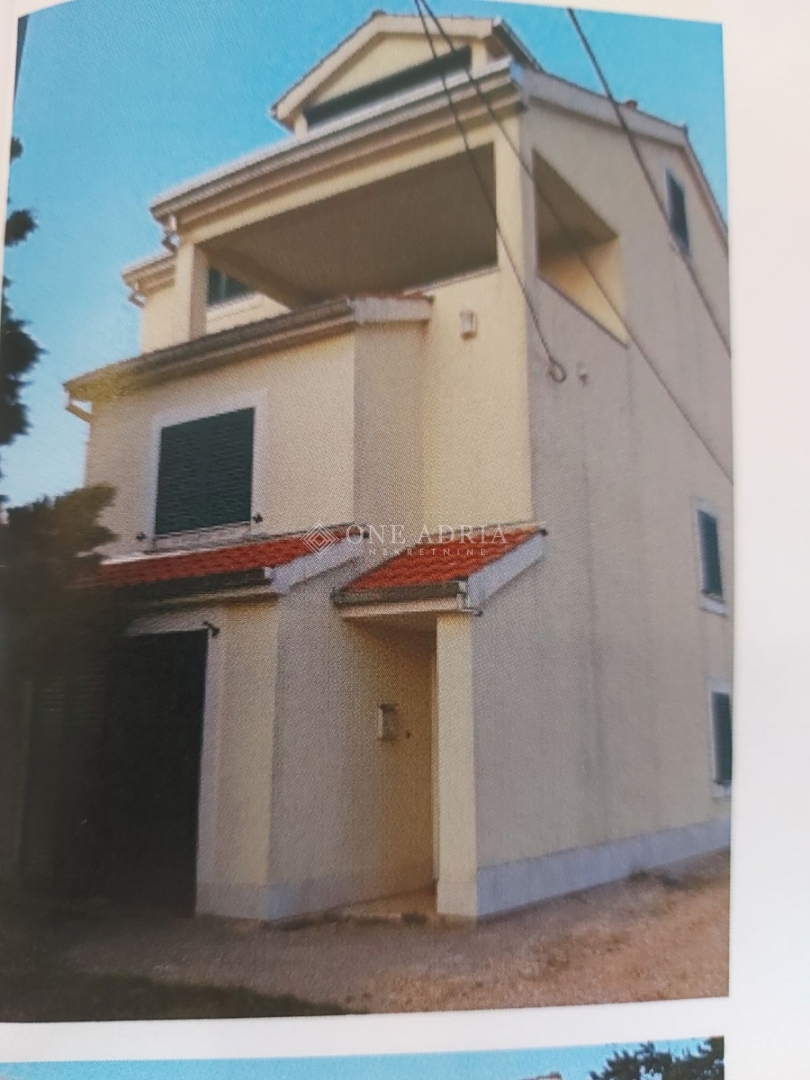 Casa KRK, 600.000 €