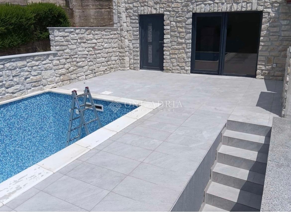 Дом VINODOLSKA OPĆINA, 299.000 €