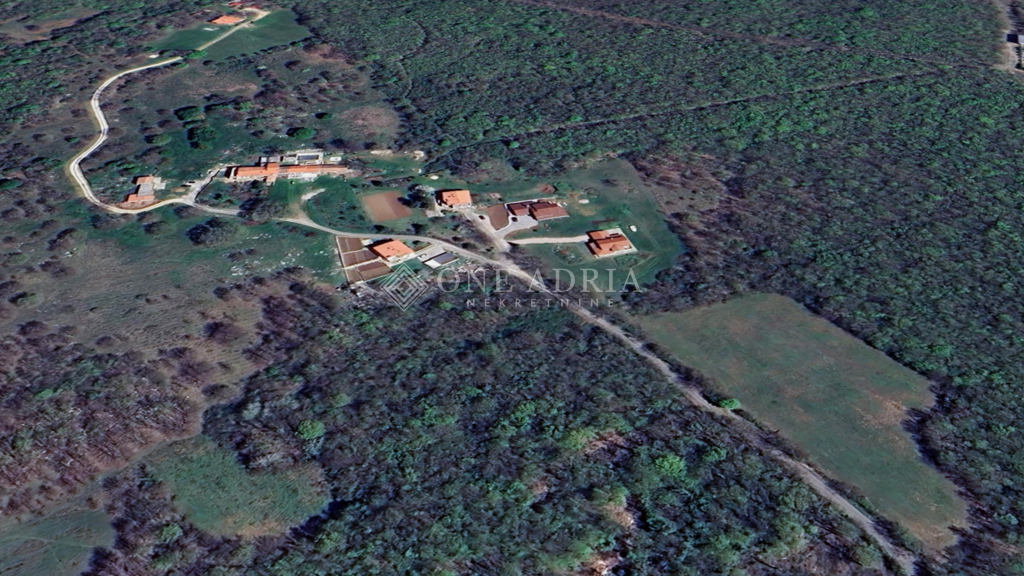 Terreno LABIN, 141.000 €