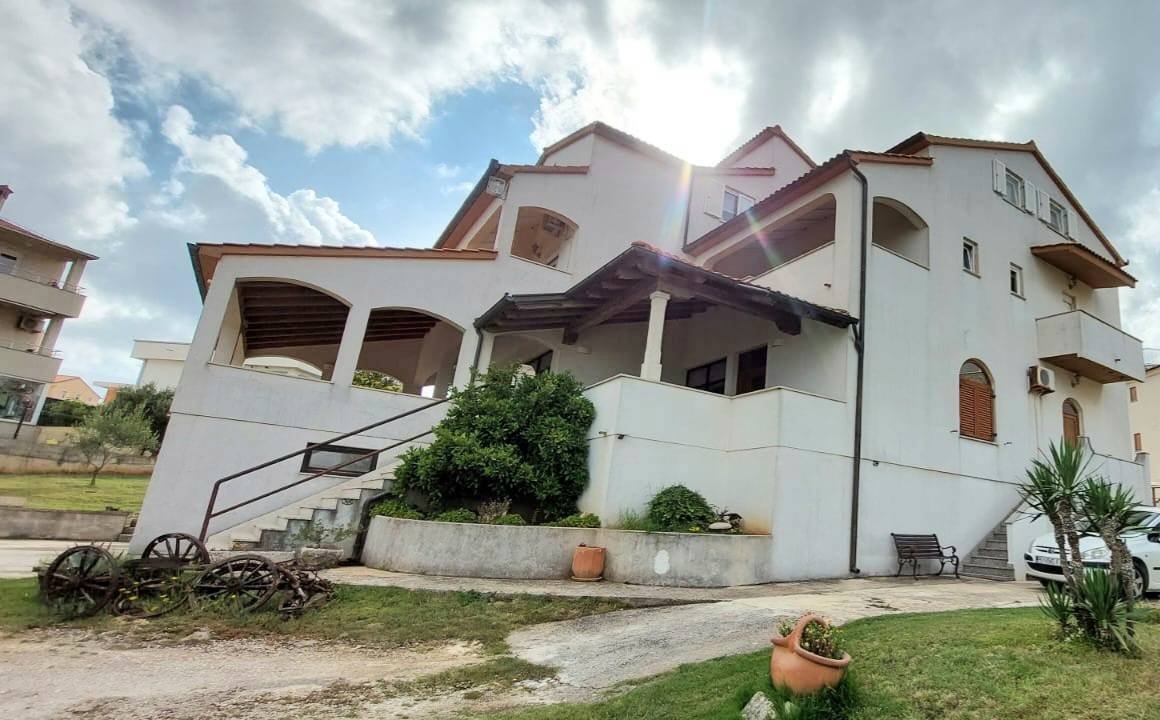 LIŽNJAN