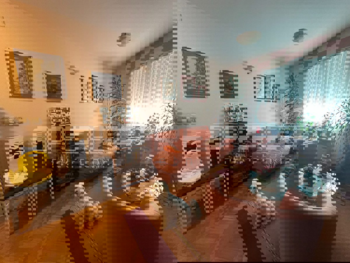 Appartamento VARAŽDIN, 345.000 €