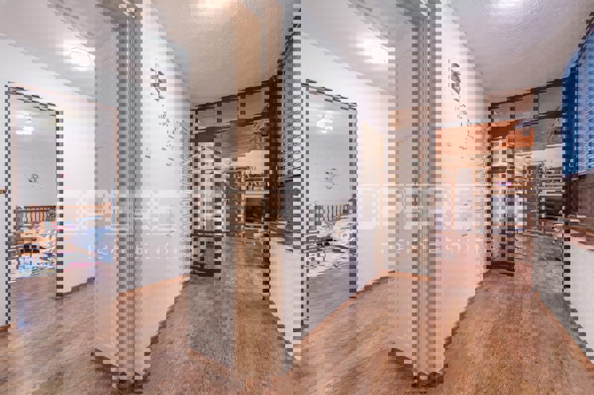 Appartamento PULA, 279.900 €