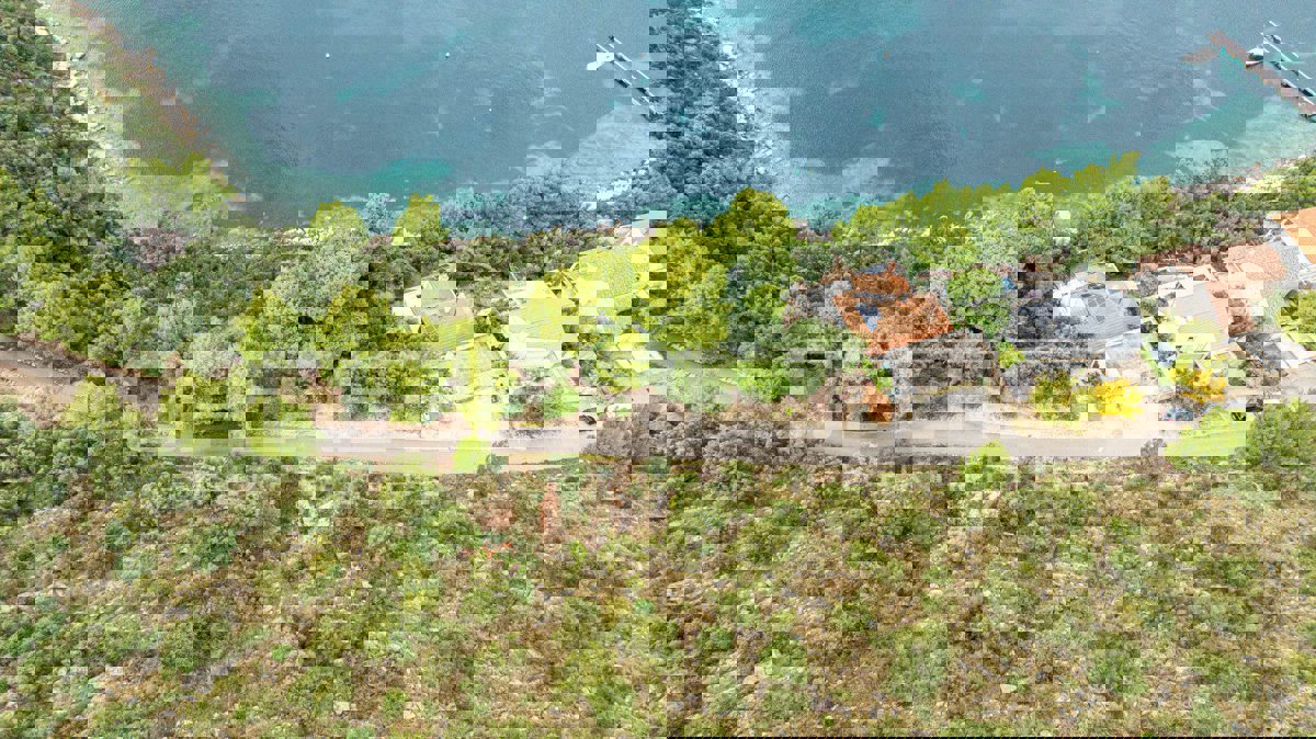 Terreno LASTOVO, 135.000 €