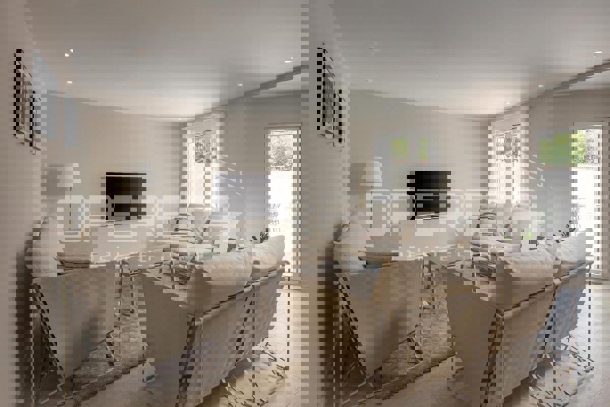 Дом BRTONIGLA, 550.000 €