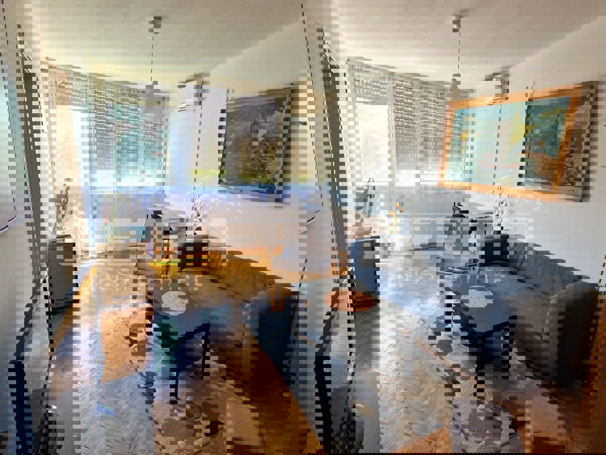 Appartamento ŠIBENIK, 250.000 €