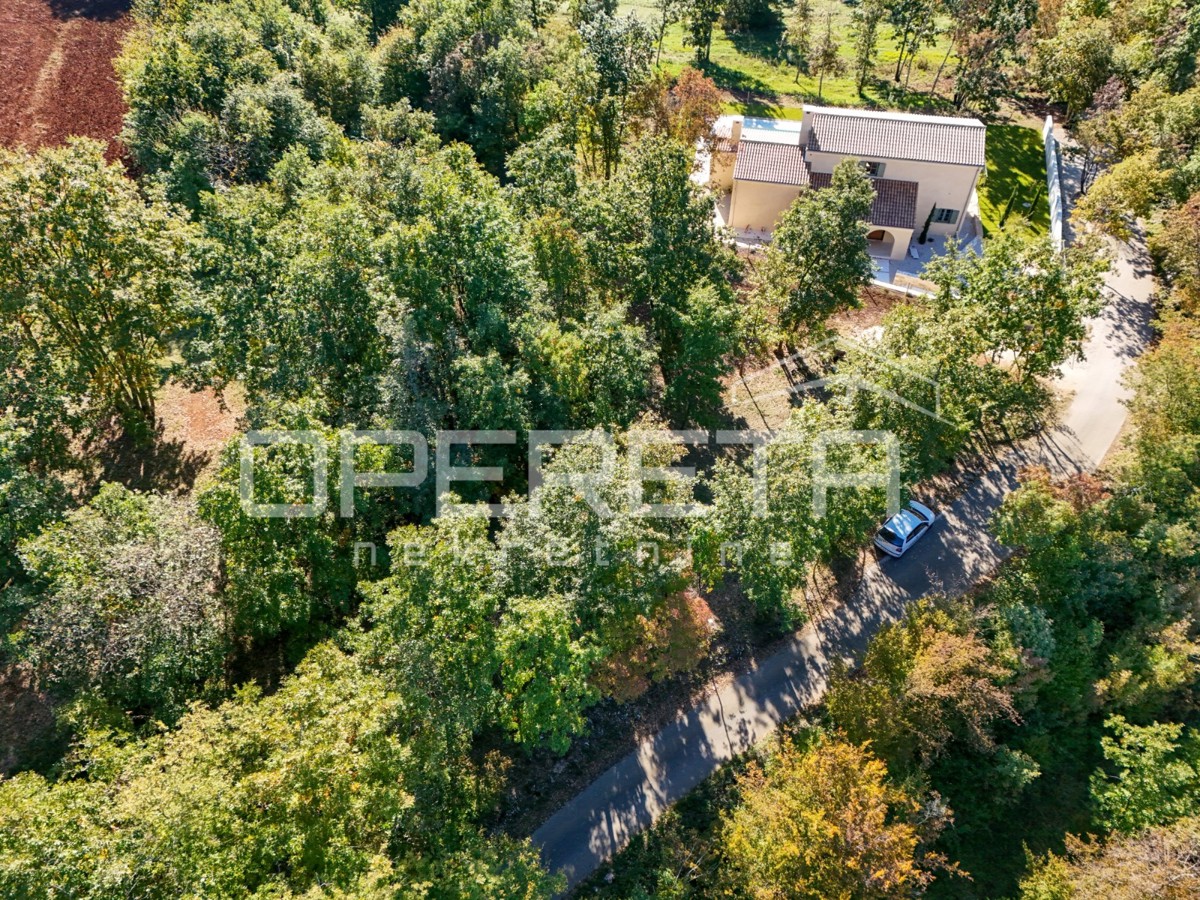 ISTRA, LINDAR (okolica) – Gradbena parcela z idejnim projektom – 2