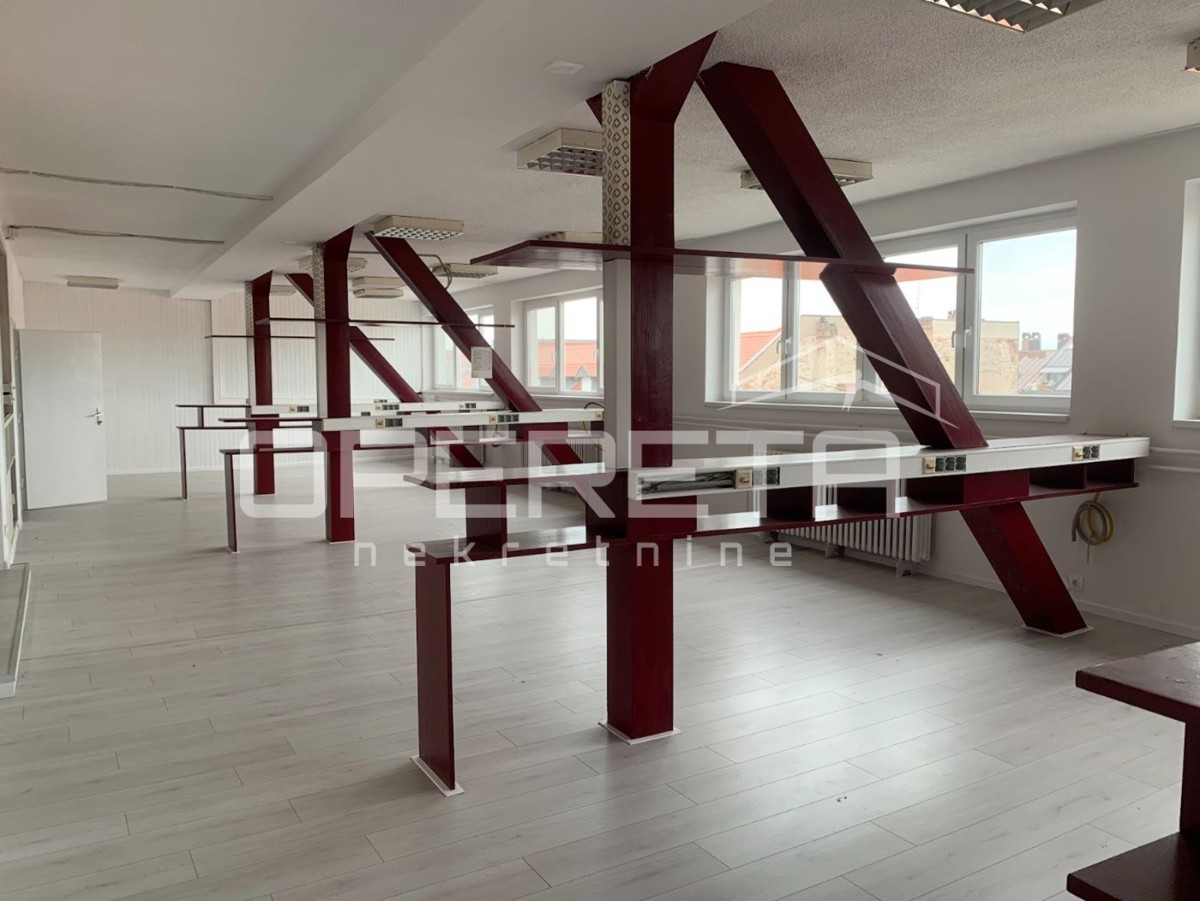 Miete, Büro, Osijek-Centar, Trg Ante Starčevića, 343m2 – 2