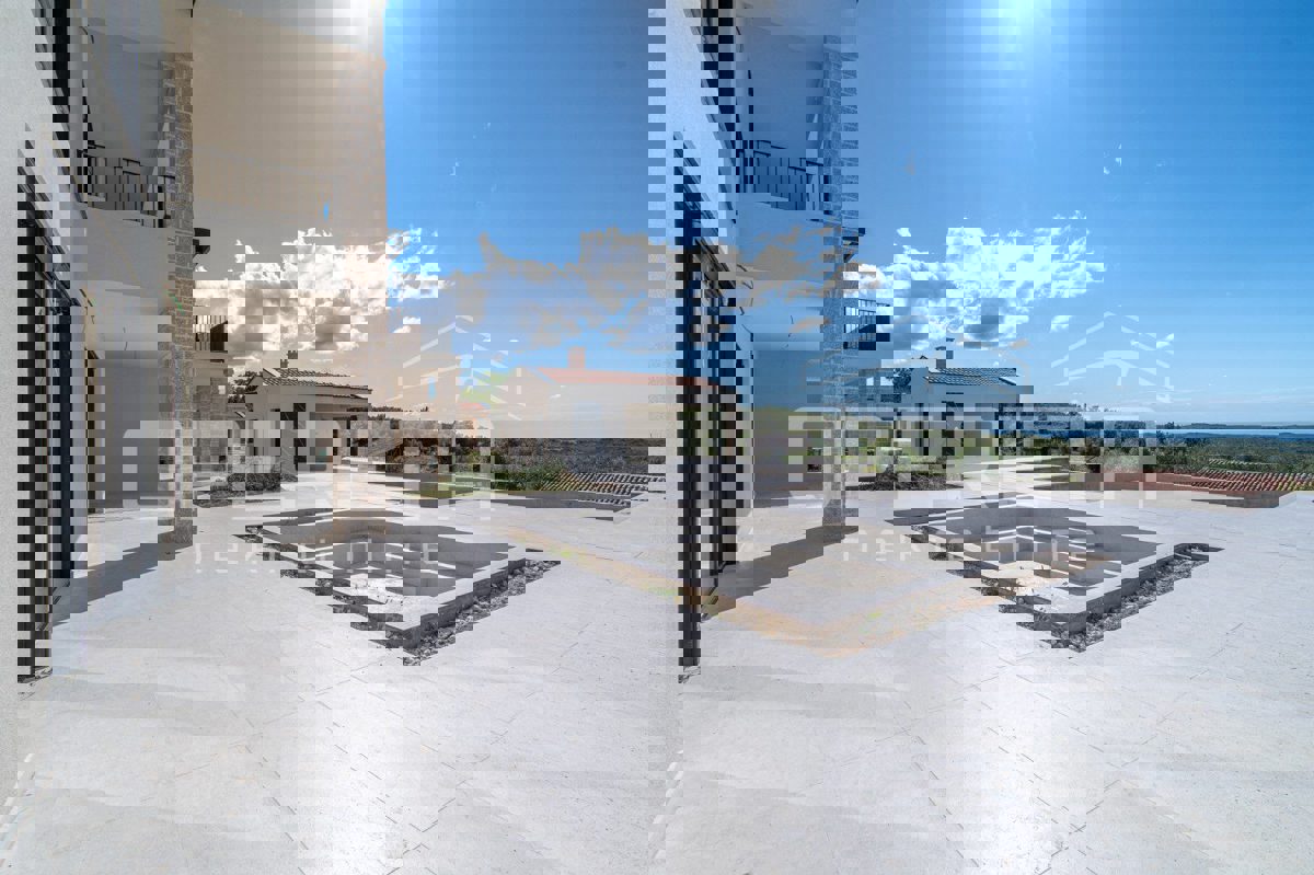 SVETI LOVREČ PAZENATIČKI