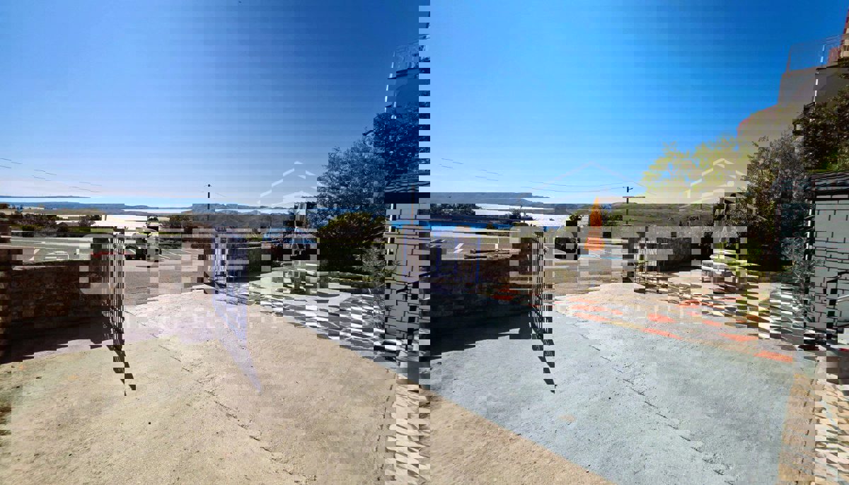 Дом KARLOBAG, 730.000 €