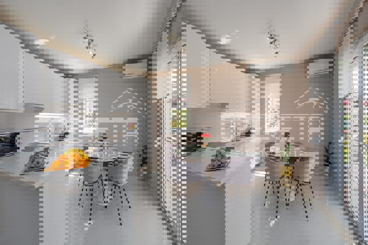 Appartamento FUNTANA, 315.000 €