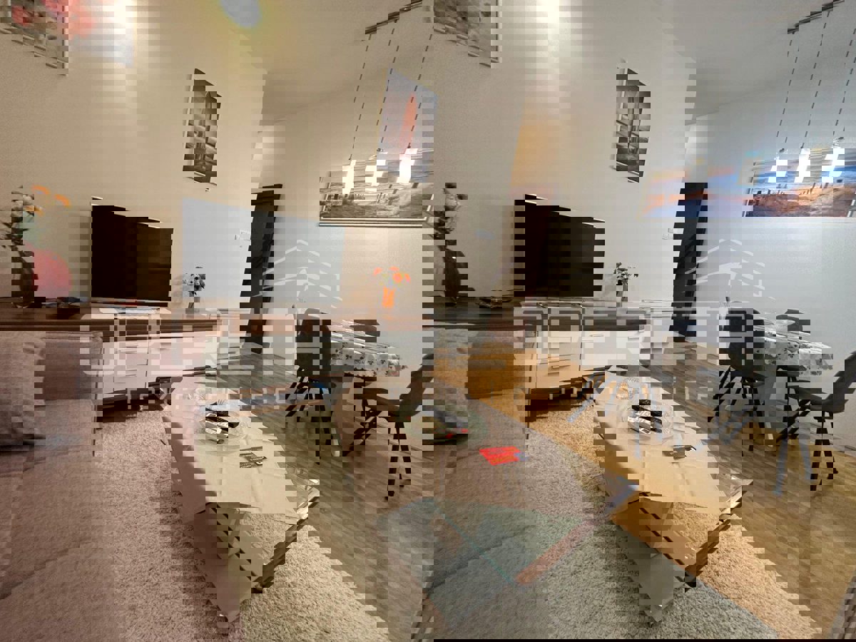 Квартира SPLIT, 900 €