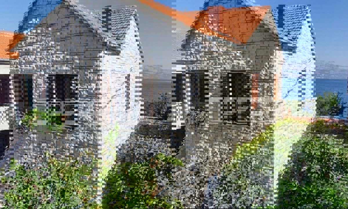 Appartamento BRAČ, 300.000 €