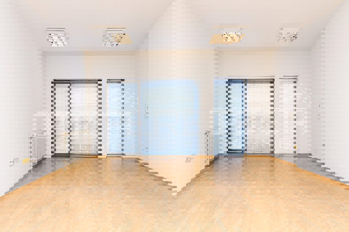 Коммерческая площадь ZAGREB, 2.000 €