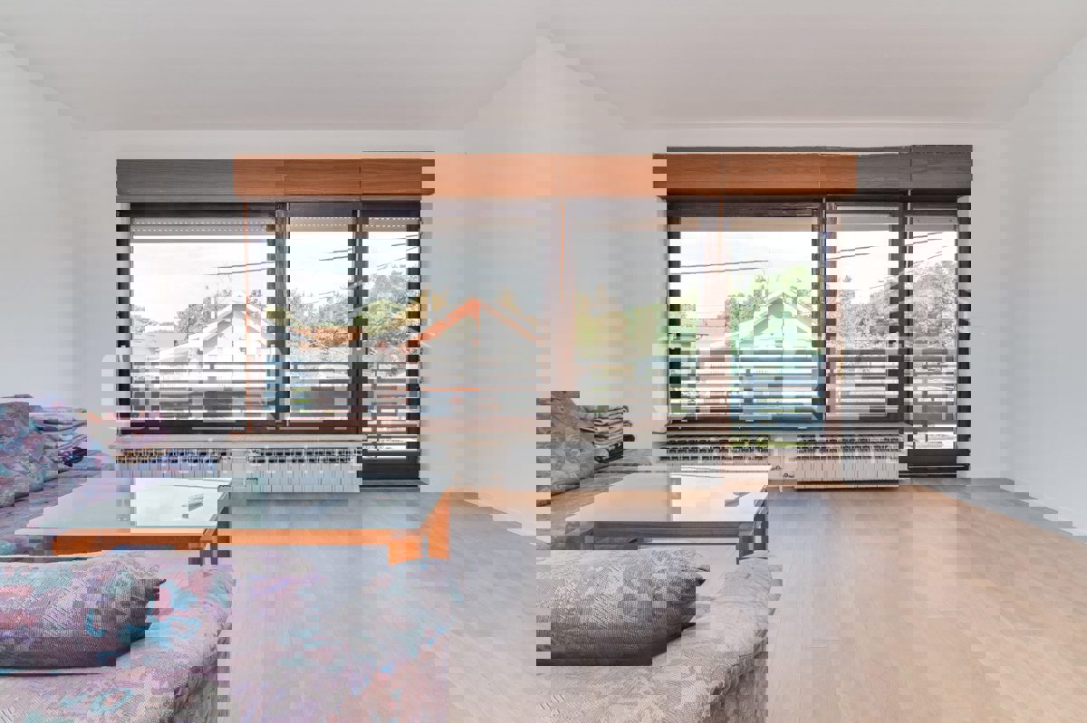 Casa OROSLAVJE, 295.000 €
