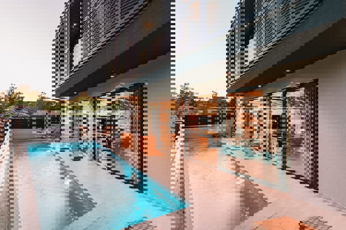 Дом VODICE, 900.000 €