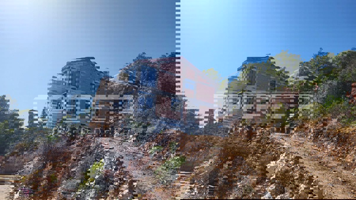LASTOVO