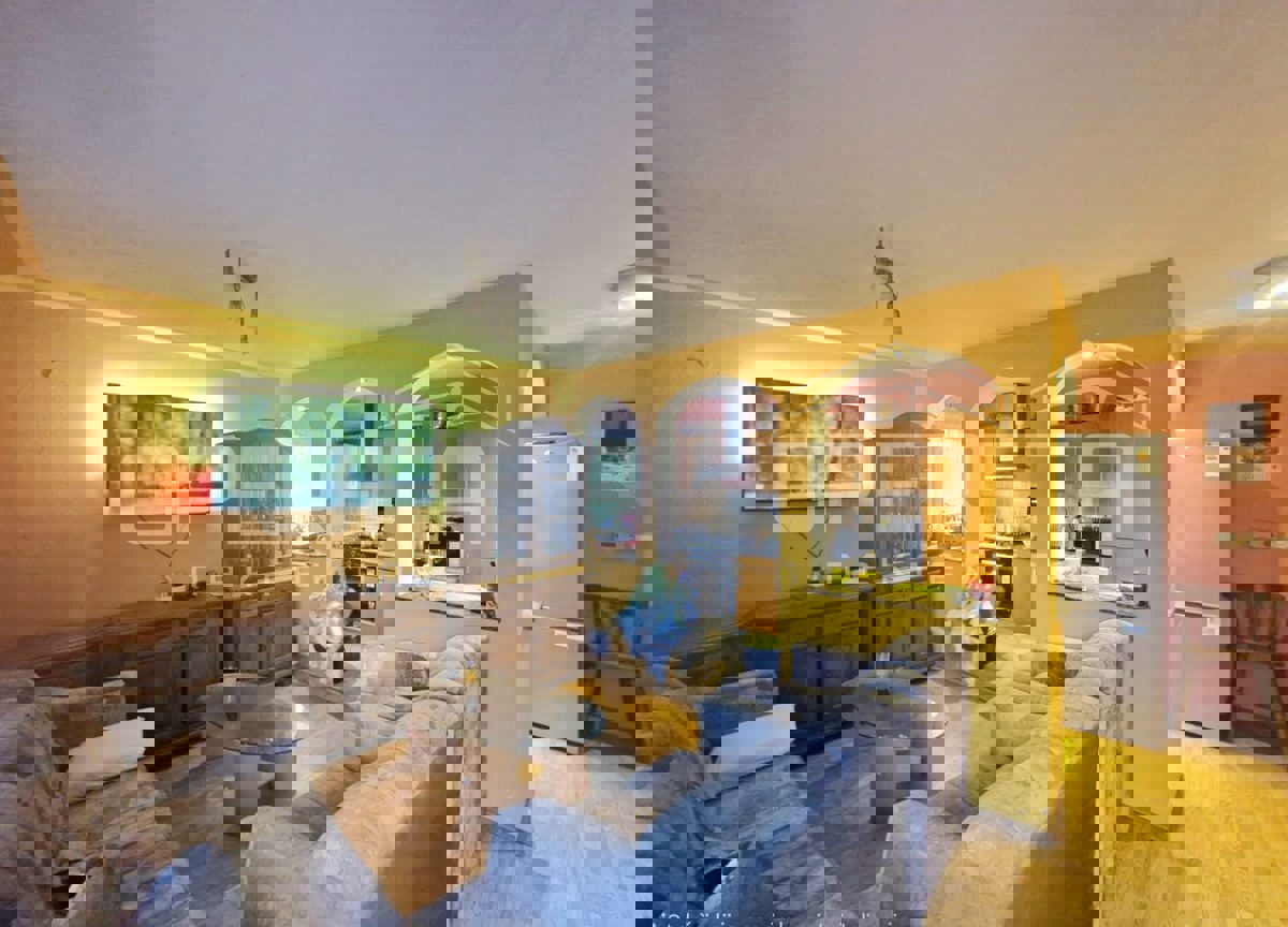 Casa IVANIĆ-GRAD, 255.000 €