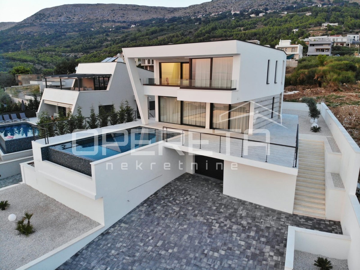 Дом PODSTRANA, 2.400.000 €