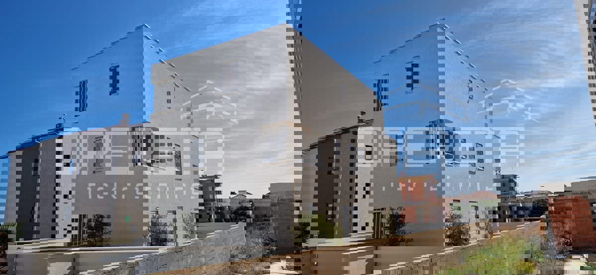 Дом PRIVLAKA, 726.000 €