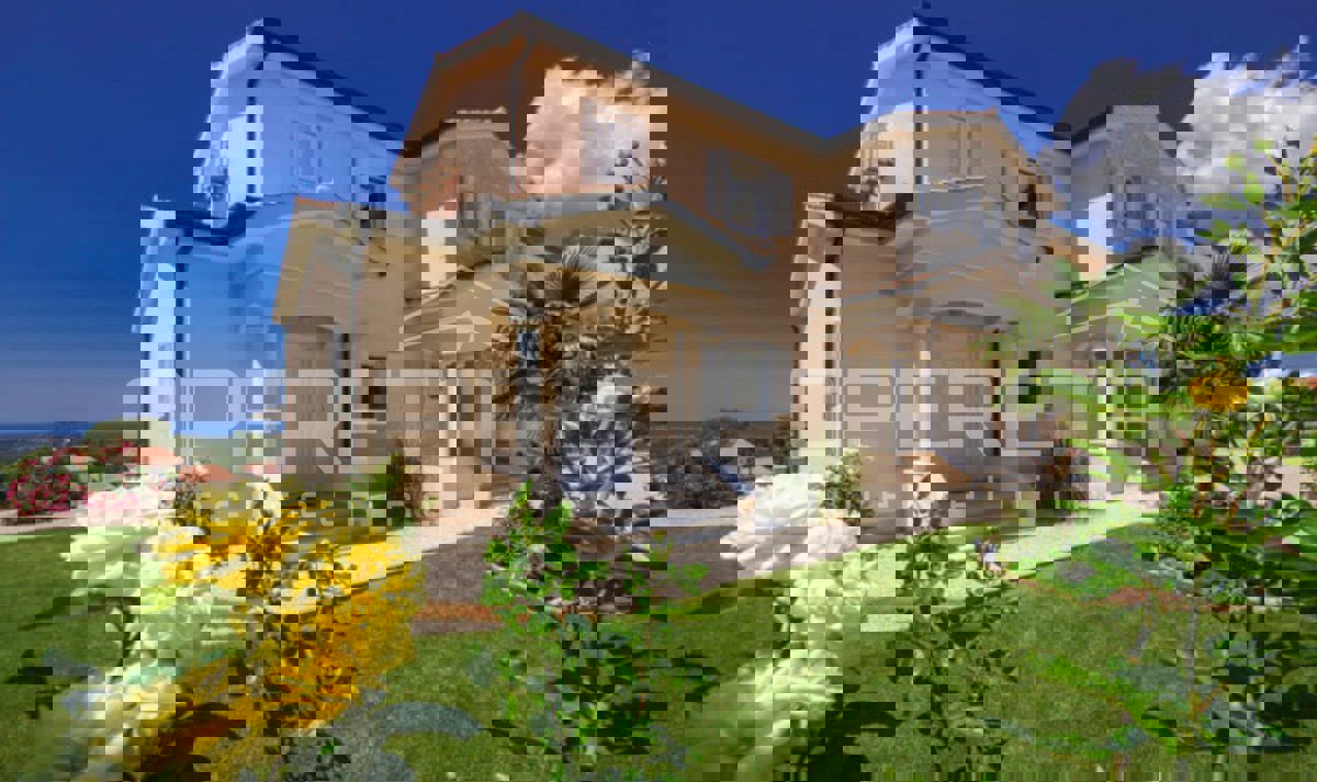 Дом POREČ, 975.000 €