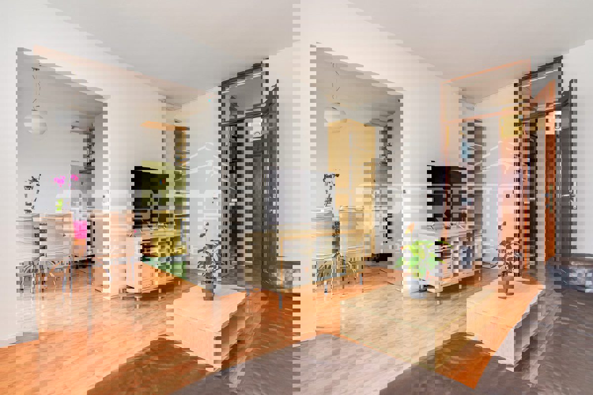 Appartamento ZAGREB, 850 €