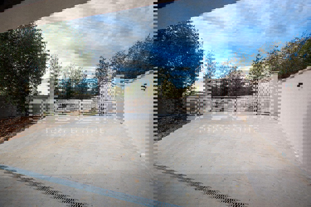 SVETI LOVREČ PAZENATIČKI