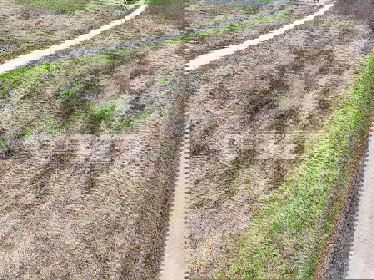 Terreno VIŽINADA, 100.000 €