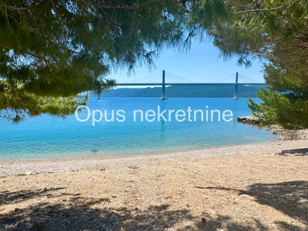 KOMARNA