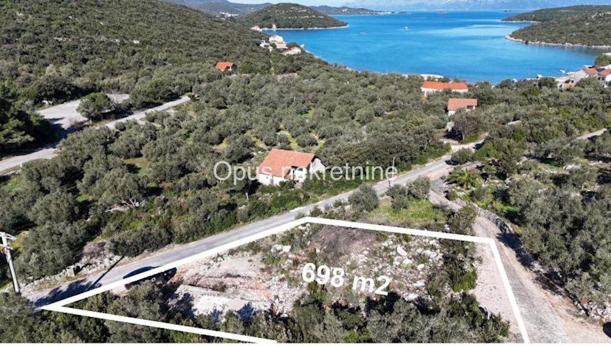 Участок STON, 129.000 €